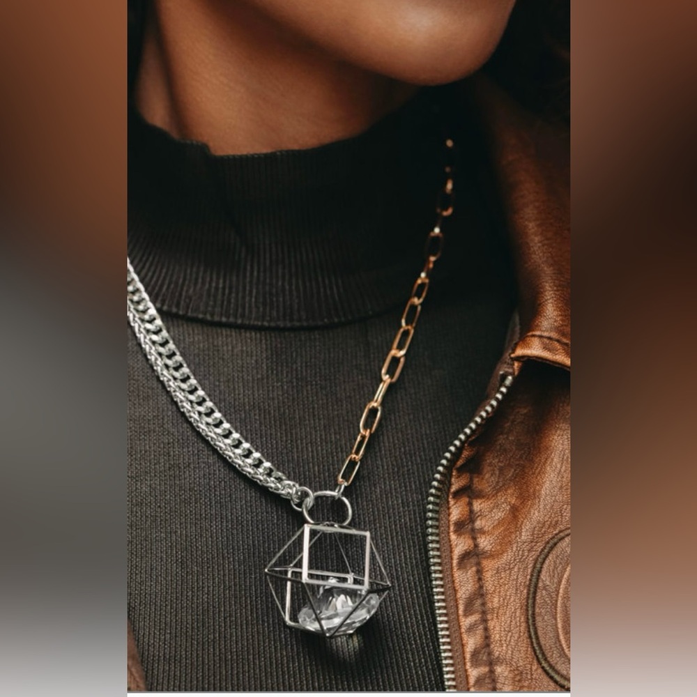 Enclosed Edge - Multi Necklace